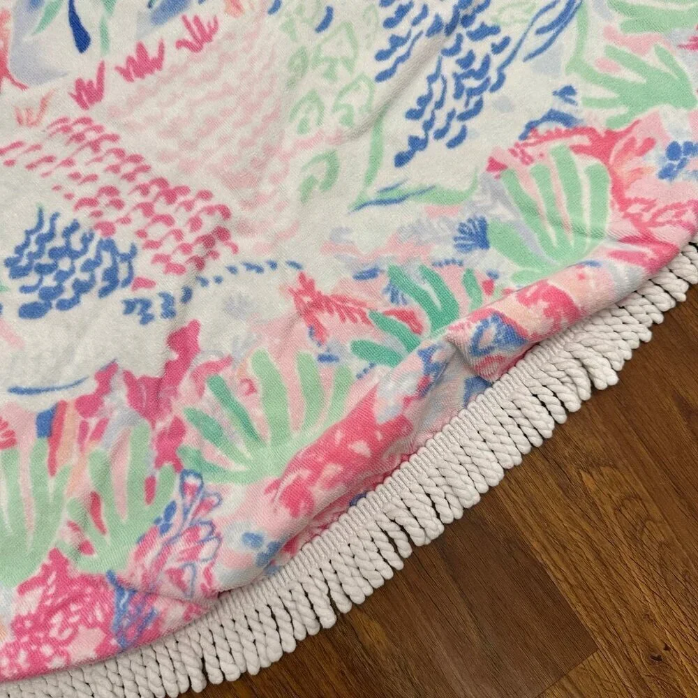 Lilly Pulitzer circa round tassel towel